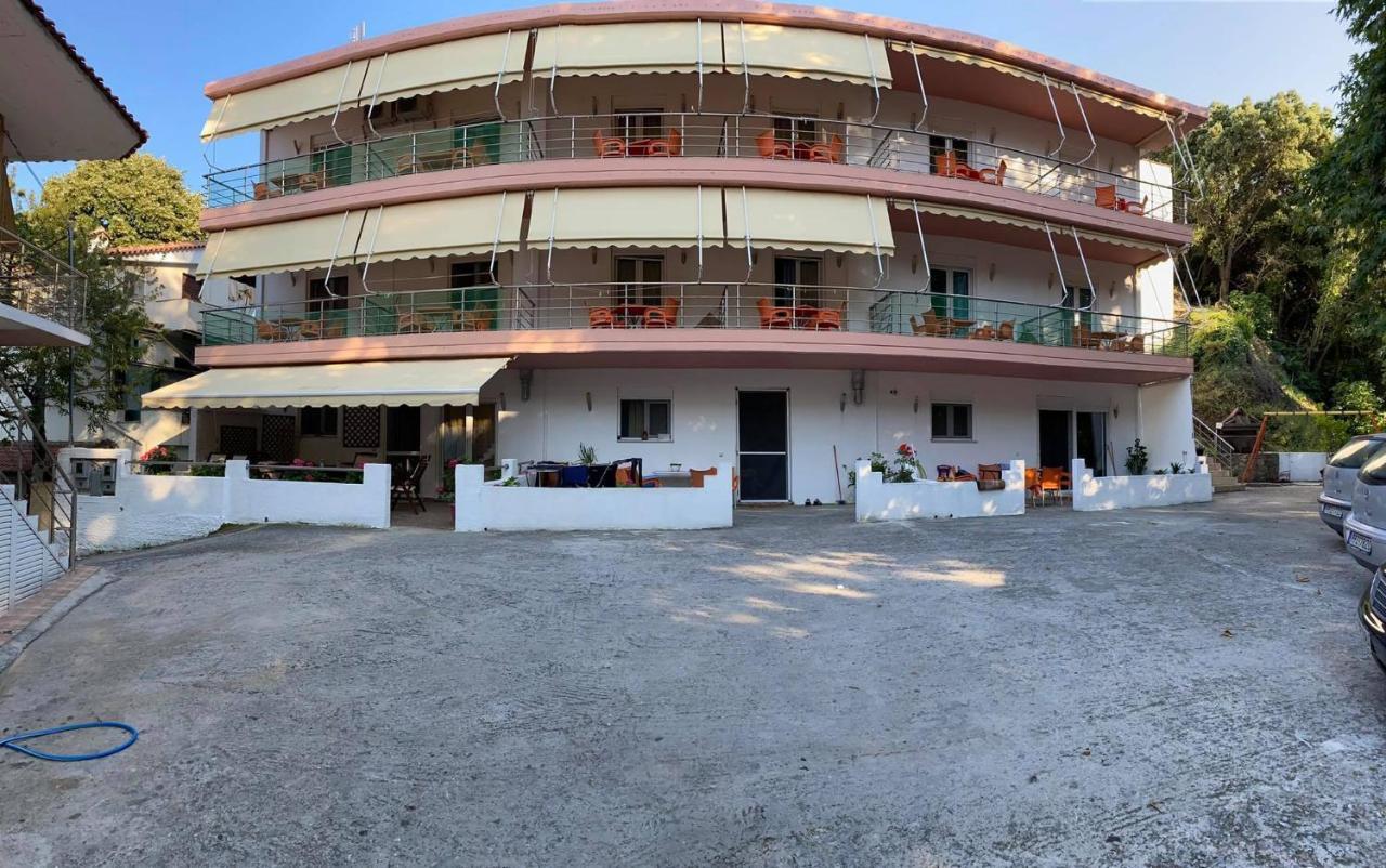 Dimos Apartments Kokkino Nero Exterior photo